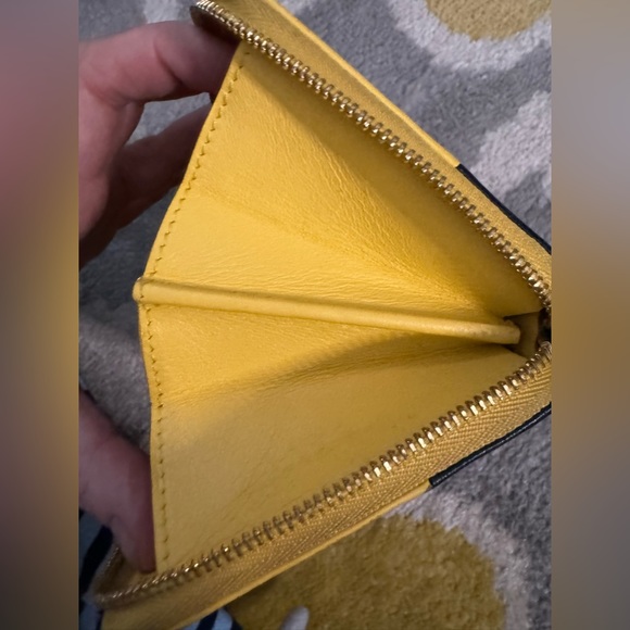 Rare Celine zip around wallet black and yellow - Picture 12 of 12